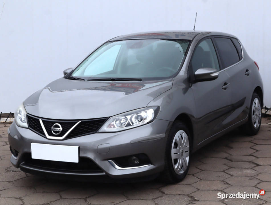 Nissan Pulsar 12 DIGT światła przeciwmgielne Łódź