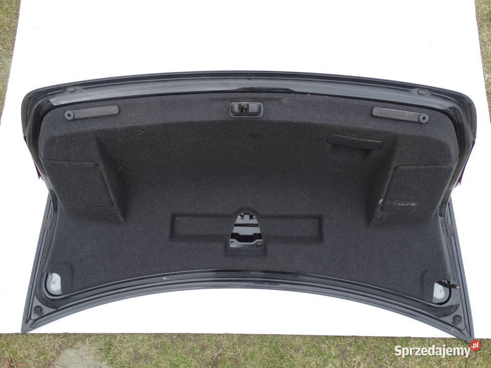AUDI A4 B8 SEDAN LIFT KLAPA POKRYWA BAGAŻNIKA Łosieniec sprzedam