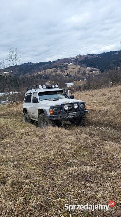 Nissan patrol y60 Klimatyzacja 2x Blokada nieuszkodzony Ponice