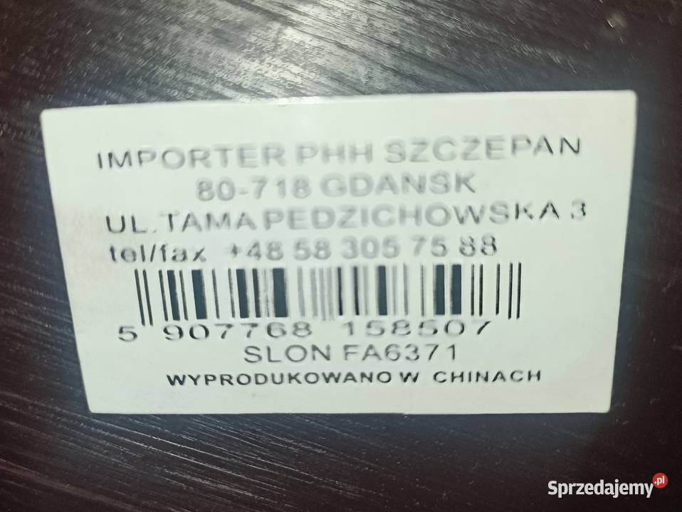 Duża figurka słonia afrykańskiego na podstawie mazowieckie