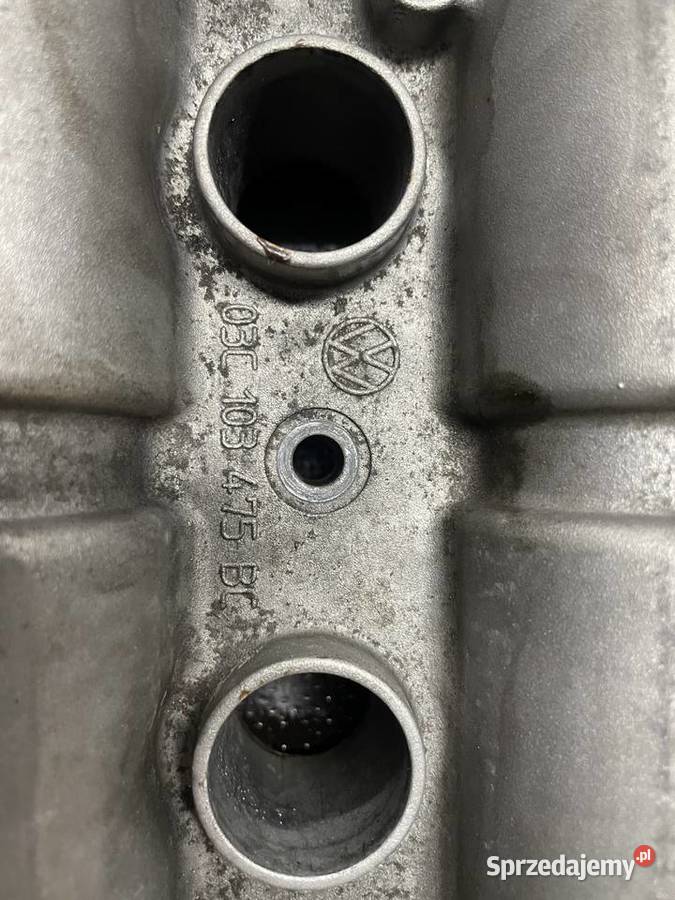 Pokrywa zaworów 14 Tsi CAVD 03C 103 475 BC Kartuzy