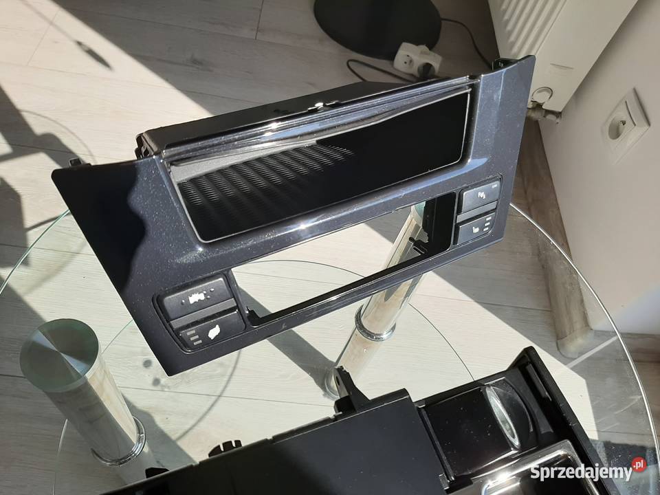 Dekor Panel Środkowy Popielniczka E60E61 Black osobowe sprzedam