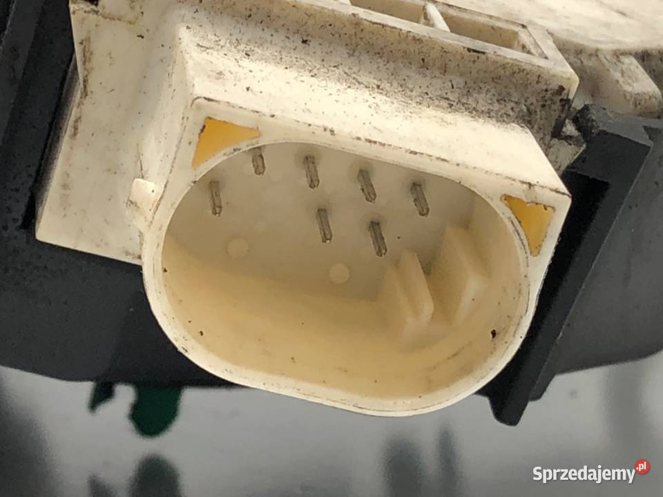 ZAMEK DRZWI PRAWY TYŁ LAND ROVER FREELANDER I