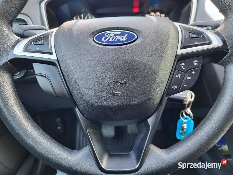 15l benzyna 160 Bezwypadkowy Salon ASO Forda Warszawa