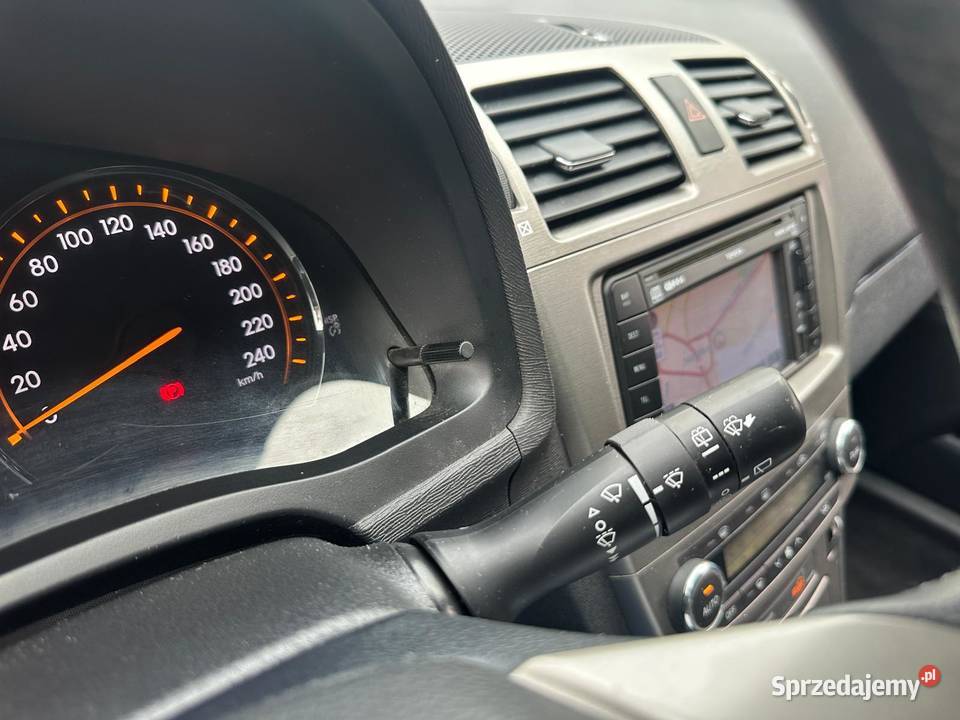 Toyota Avensis III Kombi 18 Valvematic 147 sprzedam