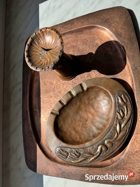 Stara taca mosiężna z ładnym dekorem popielnica Częstochowa