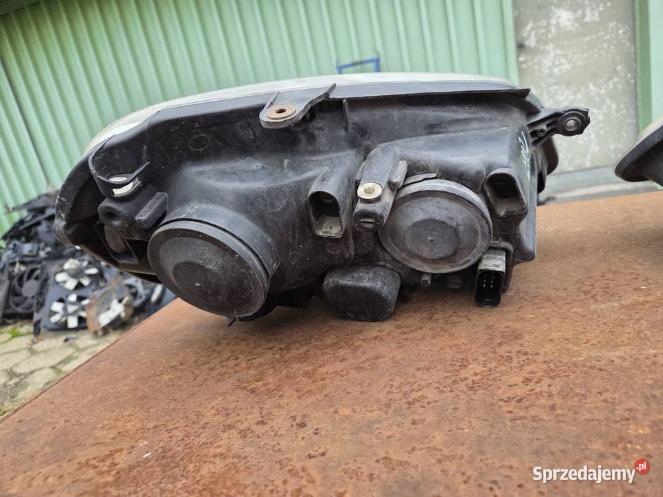 Lampy przednie volkswagen polo 4 lift Łagów
