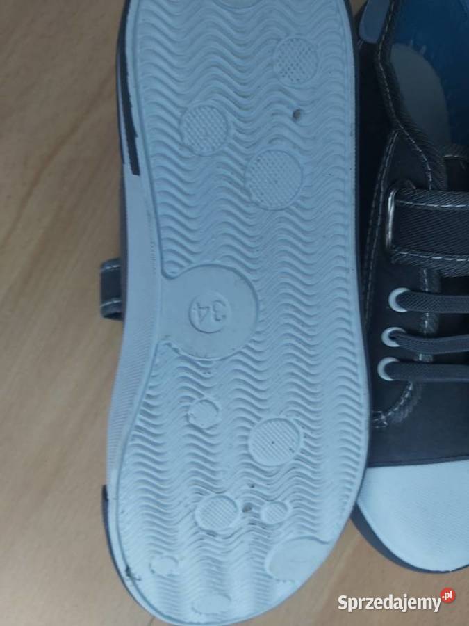 Sprzedam chłopięce buty szkole łódzkie Łowicz