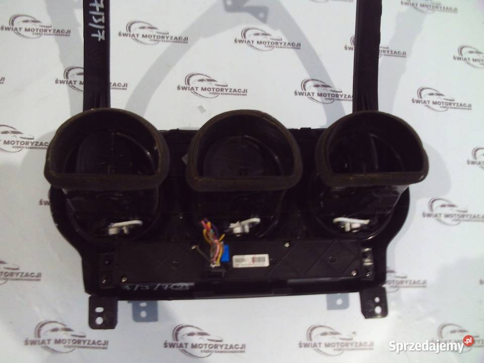 OPEL ANTARA 08r ramka kratka nawiewu 20785509 Kielce