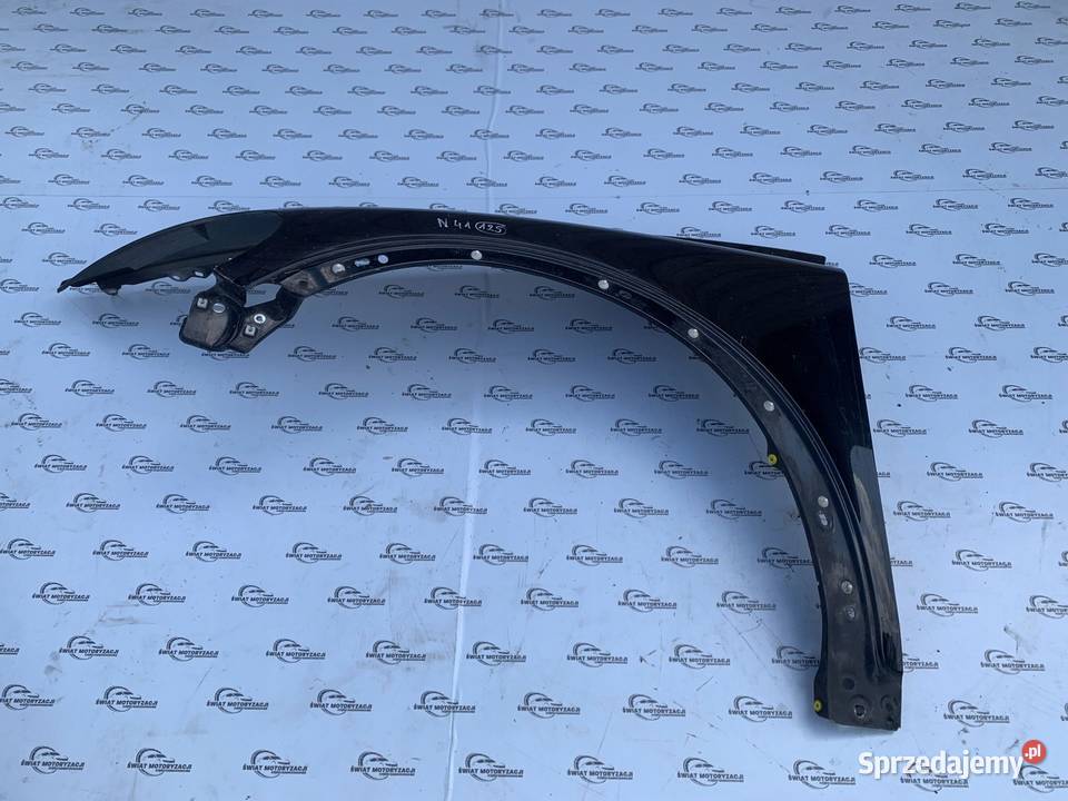 VOLVO C30 07r błotnik lewy przód osobowe Kielce