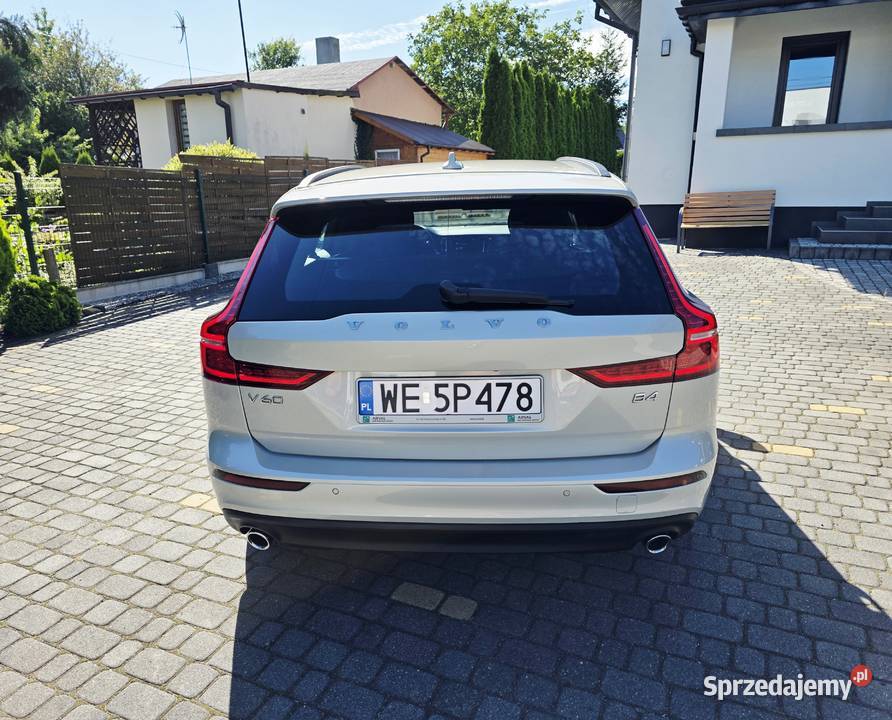 Volvo V60 B4 Mild Hybrid Diesel Momentum Pro centralny zamek Będzin sprzedam