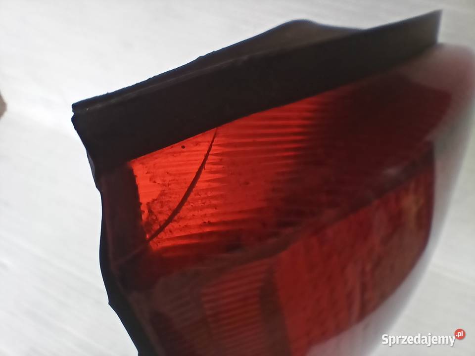 Opel Vectra B Kombi Caravan lampa tył tylna lewa Sieradz