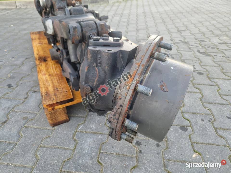 Przedni most Claas Arion 620 Carraro 2025Si Byków