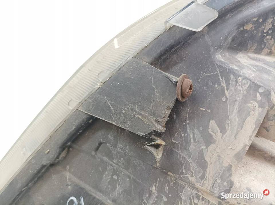 LAMPA PRZÓD PRAWA EUROPA W906 MercedesBenz
