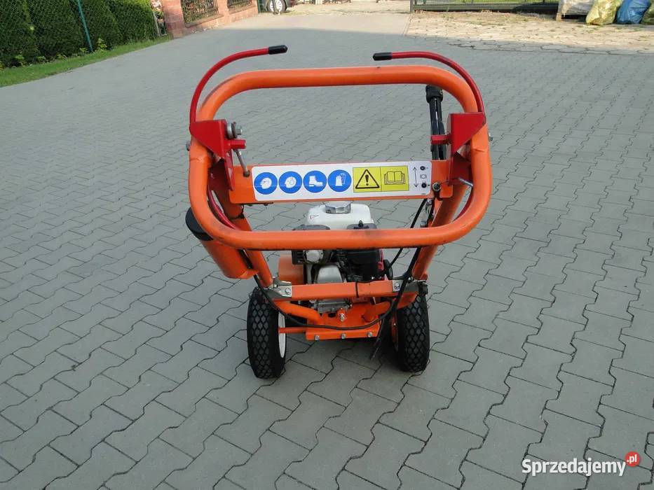 Frezarka do pni DOSKO HONDA Karczownica Stump Łętownia sprzedam