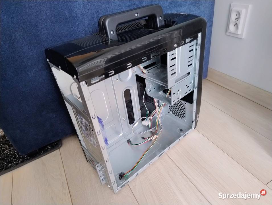 Obudowa mATX z rączką do przenoszenia Szczecin sprzedam