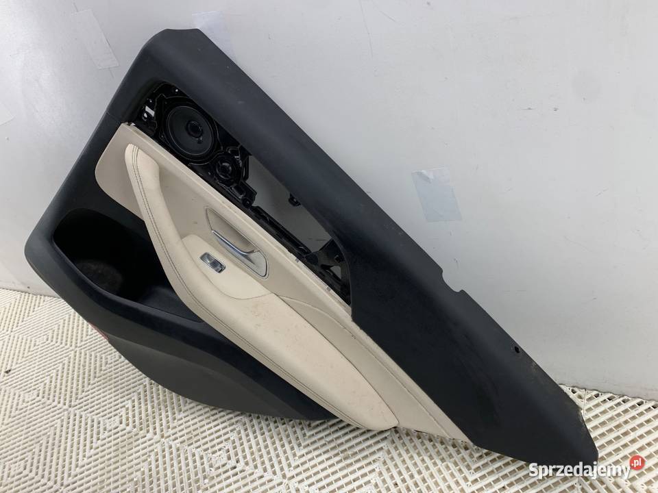 BOCZEK DRZWI PRAWY TYŁ MERCEDES GLE SUV