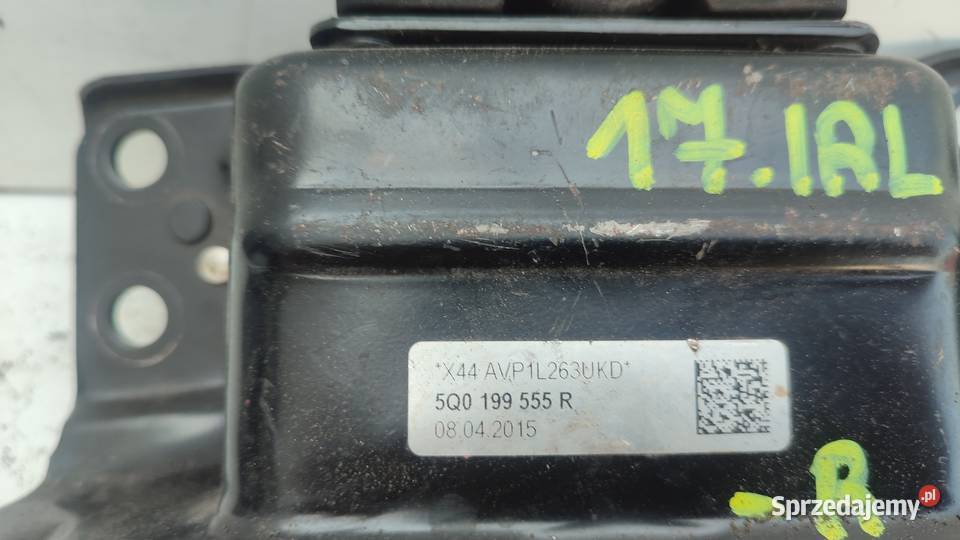 17ŁAPA PODUSZKA SKRZYNI LEON III A3 8V GOLF VII osobowe Włoszczowa