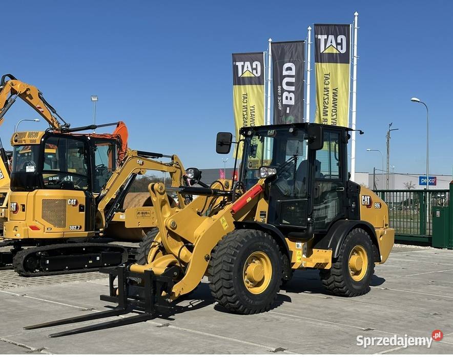 ŁADOWARKA KOŁOWA CATERPILLAR 906 Tuliszków