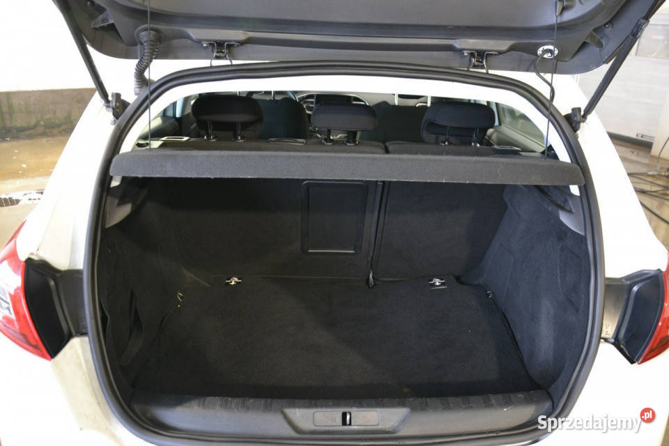 Peugeot 308 12 benzyna 130 automat full led