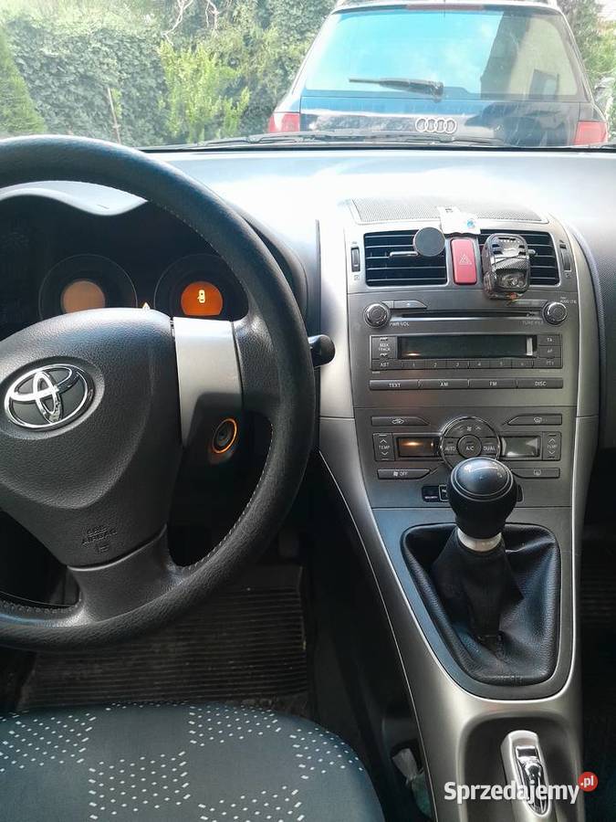 Toyota Auris 14 d4d 2009r Auris