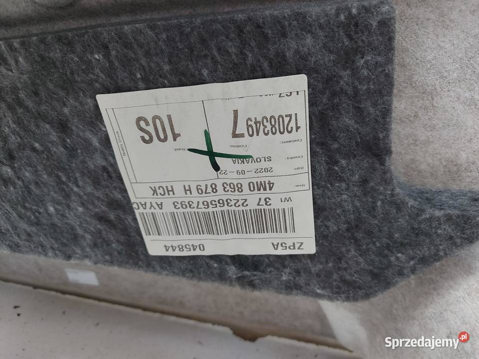 Audi Q7 II LIFT 4M0 tapicerka boczek bagażnika Motoryzacja sprzedam