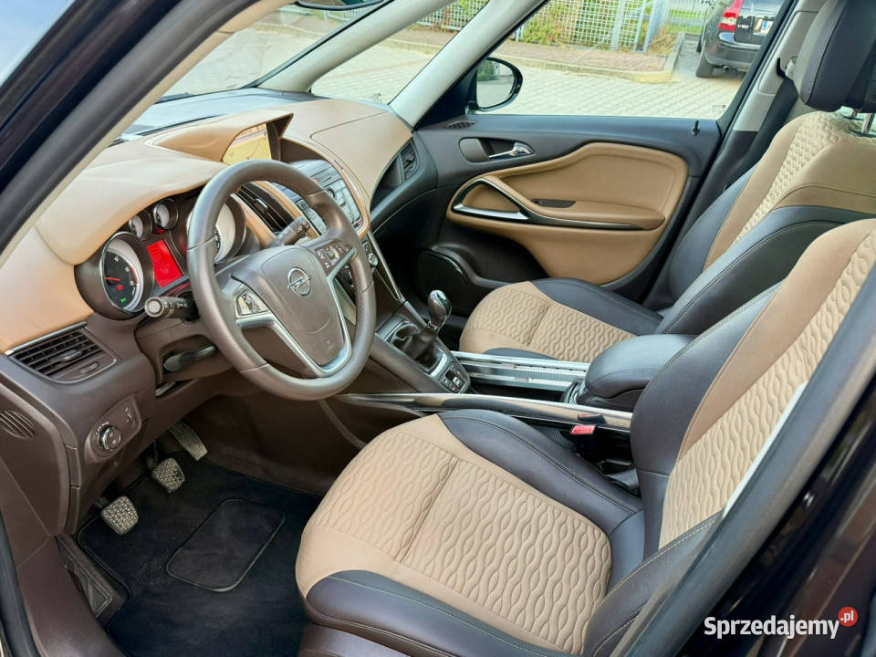 Opel Zafira 20CDTI 165 Panorama BiXenon Navi możliwa zamiana Zwoleń