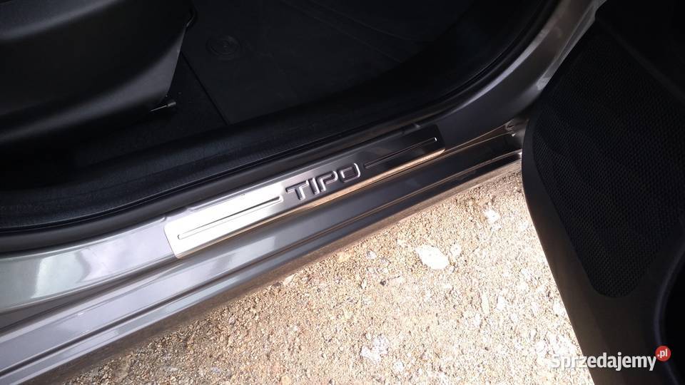 Fiat TIPO II Lounge 2018 r 7300 szary hatchback 1368cm3 Krotoszyn