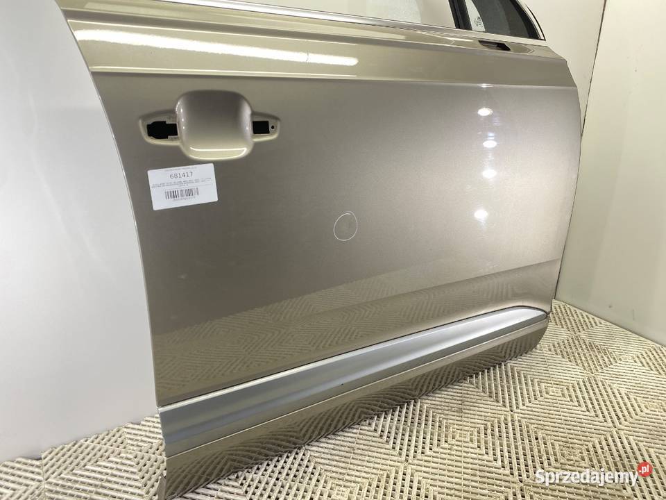 DRZWI PRAWY PRZÓD AUDI Q7 4M SUV LZ1U osobowe sprzedam