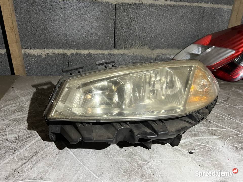 Lampa ślizg lewy przód megane II lewe Kęty