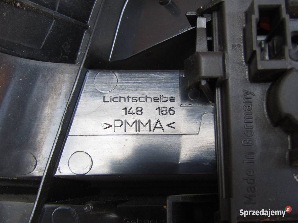 LAMPA TYLNA PRAWA VW GOLF IV 148186 MagicColorus Mysłaków