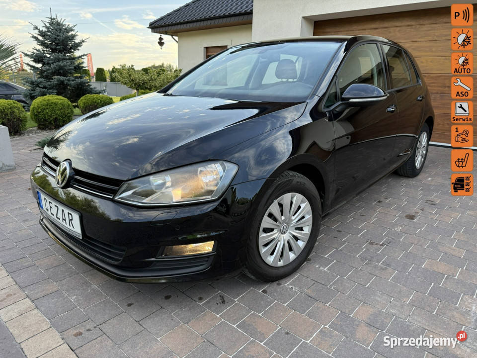 Volkswagen Golf VII 13r benzyna czujniki przód i Rok produkcji 2013 Samochody osobowe Konradów