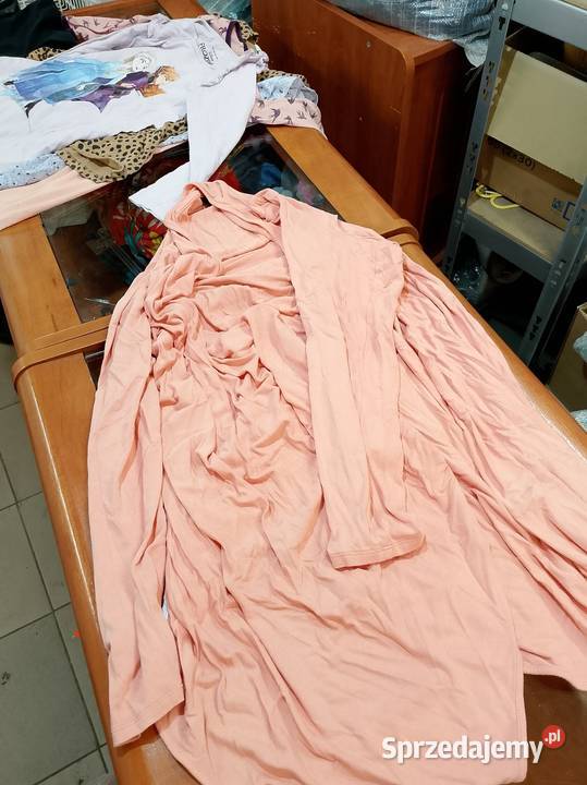 Odzież używana SORTOWANA sprzedaż hurtowa Sulechów