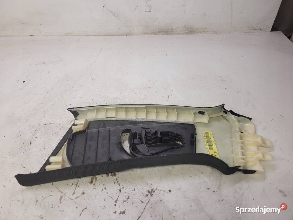 OSŁONA SŁUPKA B PRAWA AUDI A4 B8 8K0867282C V48 śląskie Przystajń