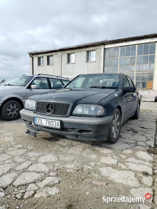 Mercedes C220CDI Esprit W202 uszkodzony sprzedam