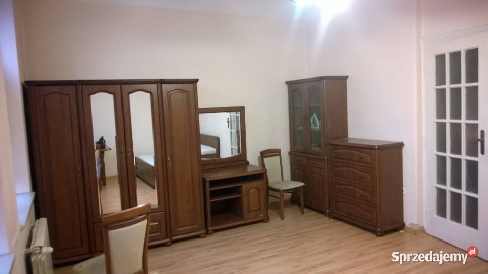 Wynajmę kawalerkę 37m2 centrum umeblowane 2 piętra Wynajem sprzedam