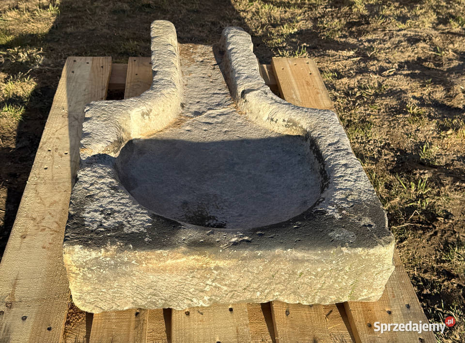 STARE KAMIENNE KORYTO ODPŁYWOWE DO POMPA ŻELIWNA Bielawa sprzedam