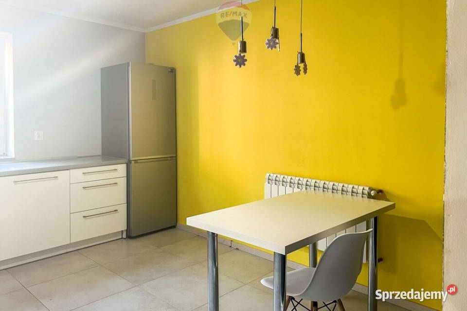 Dom 105 m2 Sade Budy szkoły i PKP Nieruchomości sprzedam