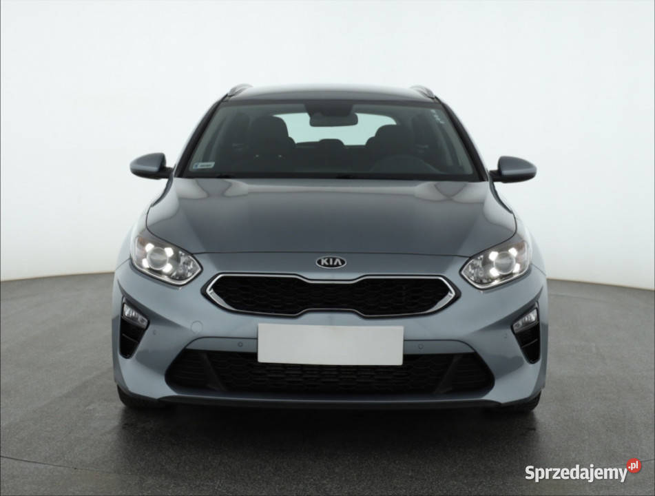 Kia Ceed 16 CRDi MHEV pełny VAT