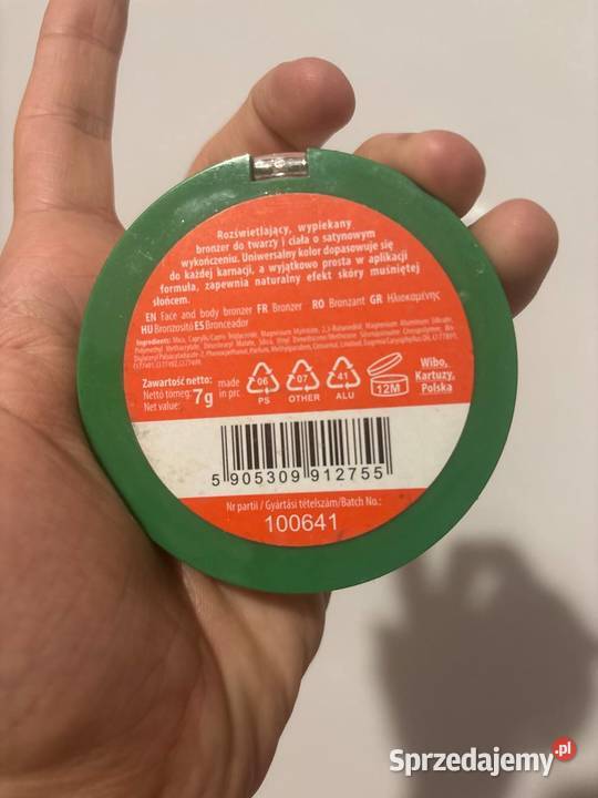 Rozświetlający bronzer Dla kobiet