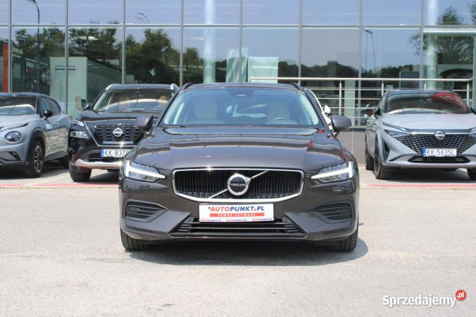 Volvo V60 2022r Carplay Skóry Pilot Assist HAK automatyczna Kraków