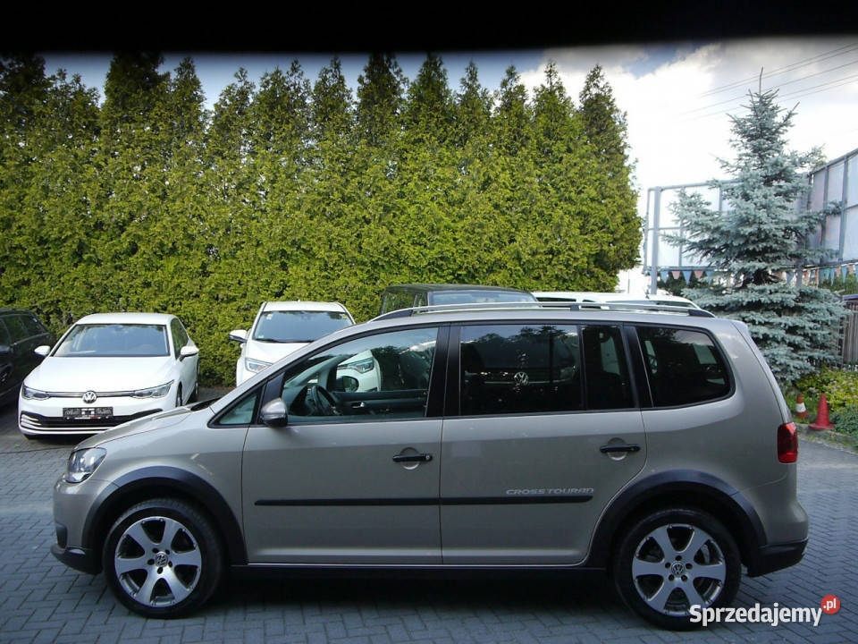 Volkswagen Touran CROSS tdi Stan Bezwypadkowy z wspomaganie kierownicy