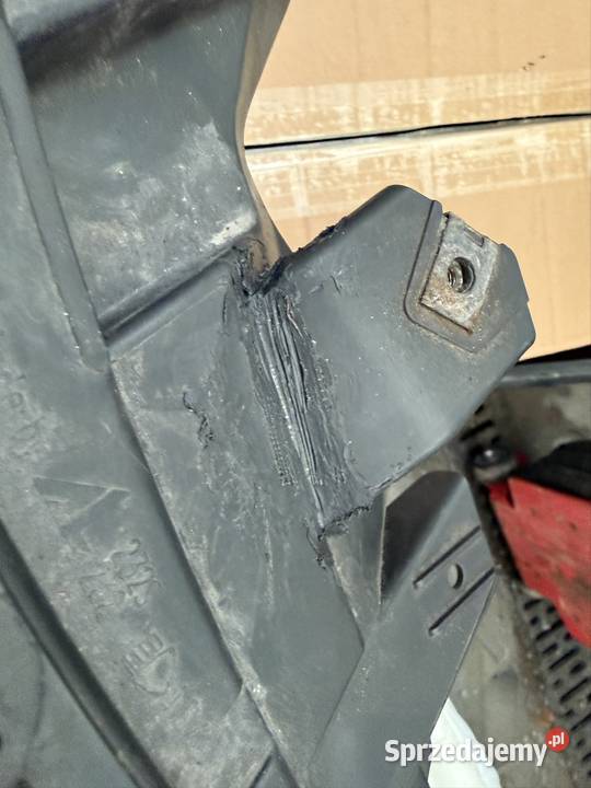 REFLEKTOR PRAWY LAMPA PRAWA IVECO DAILY Radlin