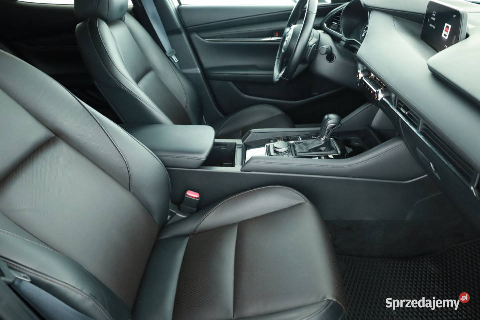 Mazda 3 20 eSkyactiv X mazowieckie