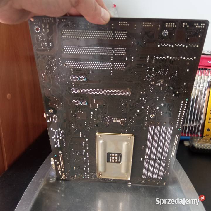 Płyta główna Asus M4A77T plus procesor i 3 x ram