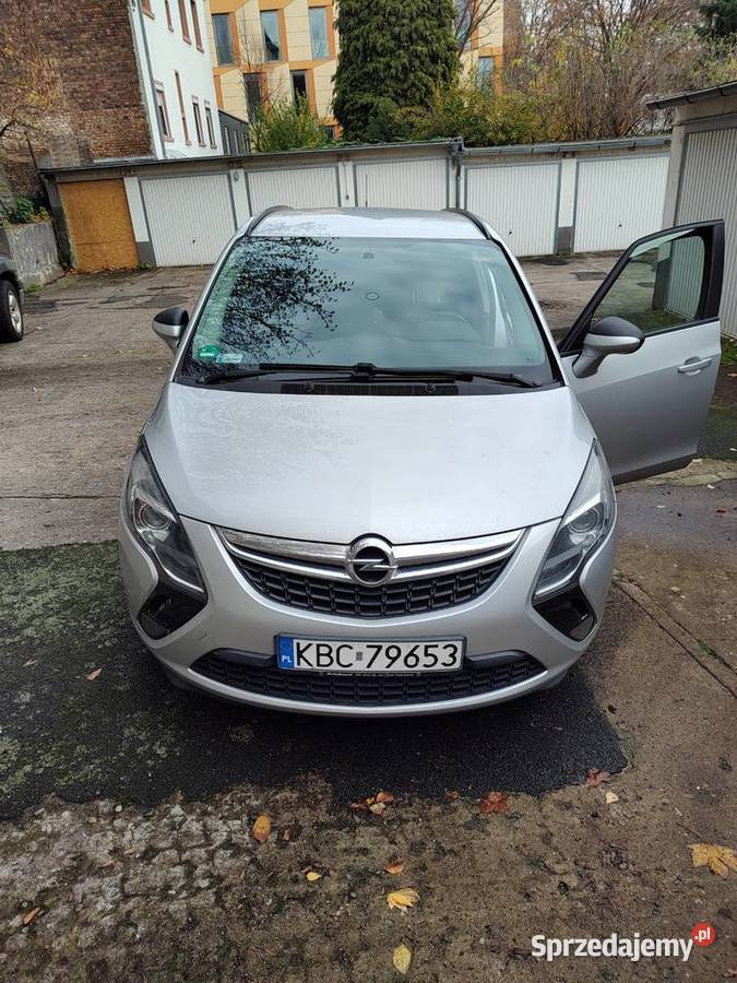 Sprzedam Opla Zafirę 16 Turbo benzyna 200 elektryczne lusterka małopolskie Bochnia