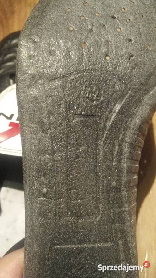 Buty piłkarskie korki ALine 42 wkrętylanki Ital Mikołów sprzedam