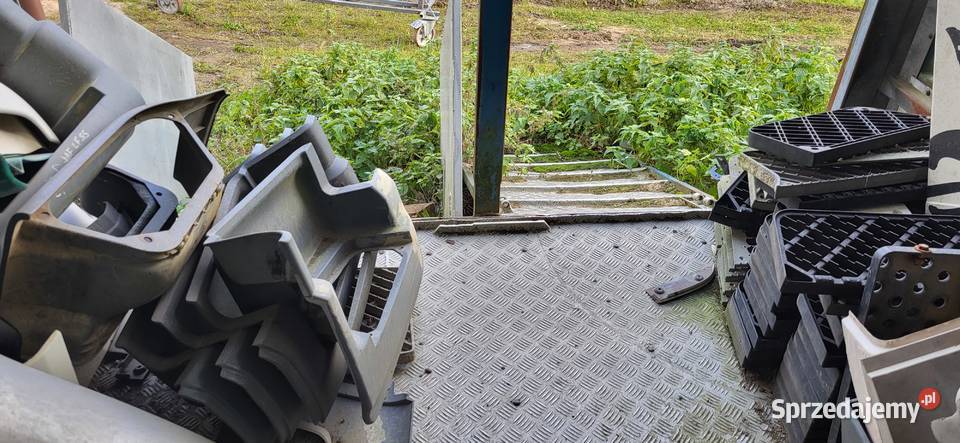 OWIEWKA GRIL STOPNICA STOPIEŃ DAF VOLVO IVECO Mojusz