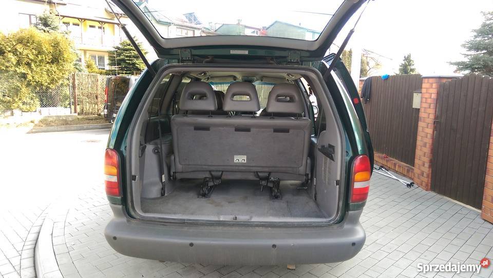 Chrysler Grand Voyager 33 v6 skóry automat lakier metallic Suwałki sprzedam