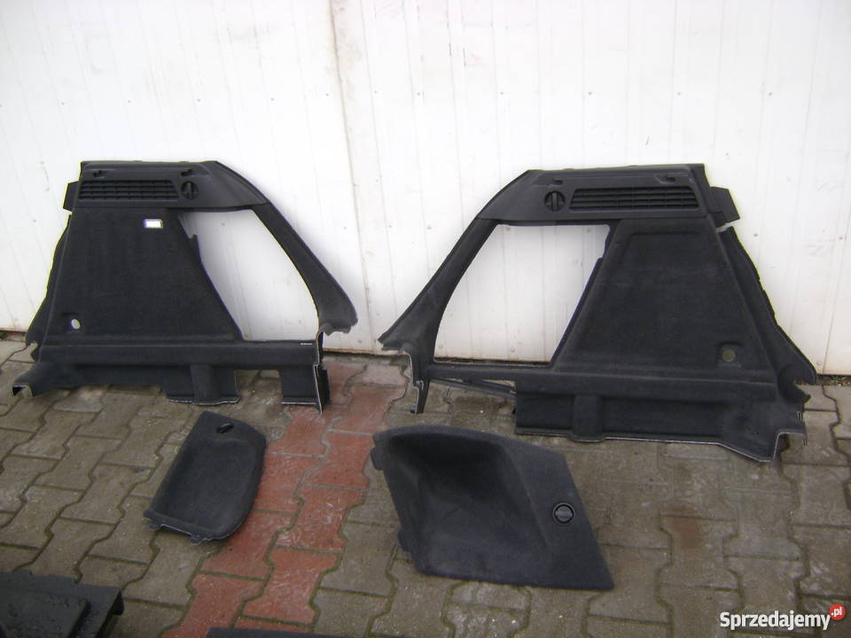 AUDI Q3 TAPICERKA BAGAŻNIKA BOCZEK SCHOWEK pomorskie Nowy Dwór Gdański